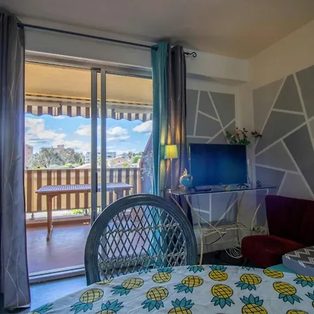 Apartamento Cosy 35 M2 With Balcony In A Quiet